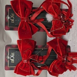 NWT Noir Hair Bows Accessories for CHRISTMAS in Red